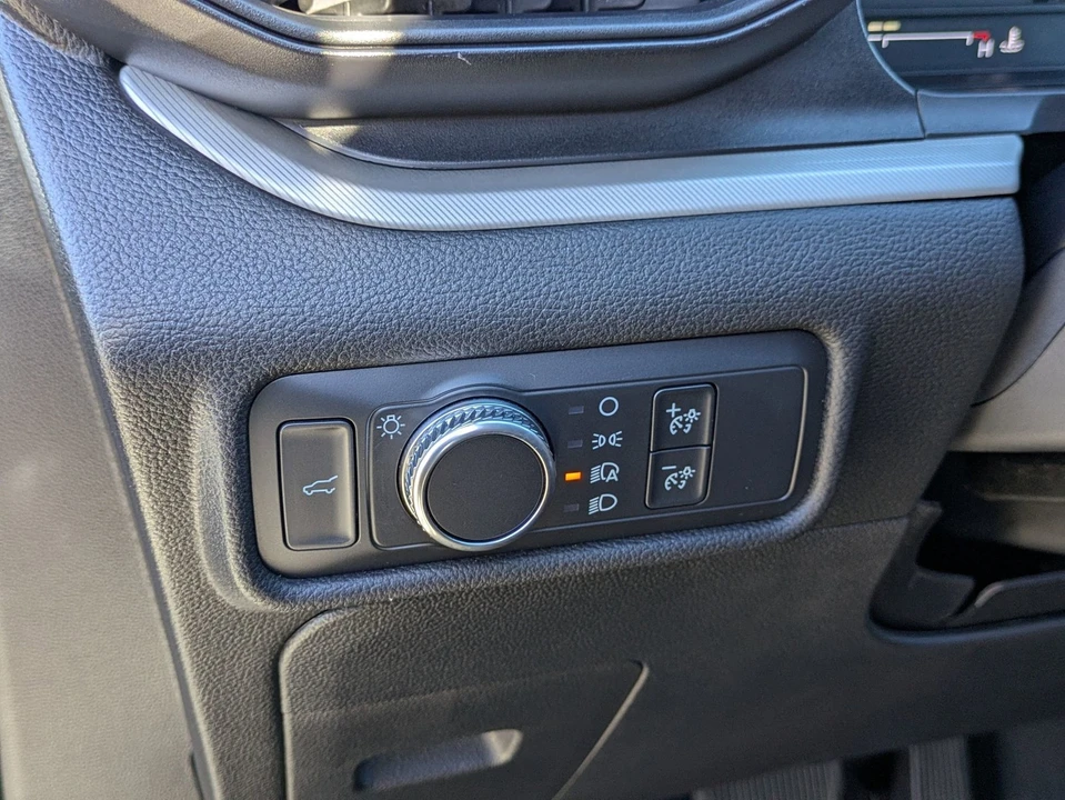 2020 Ford Explorer 6th Gen - Image 17 of 21