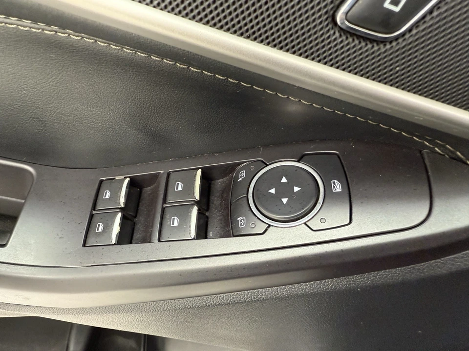 2020 Ford Explorer 6th Gen - Image 11 of 12