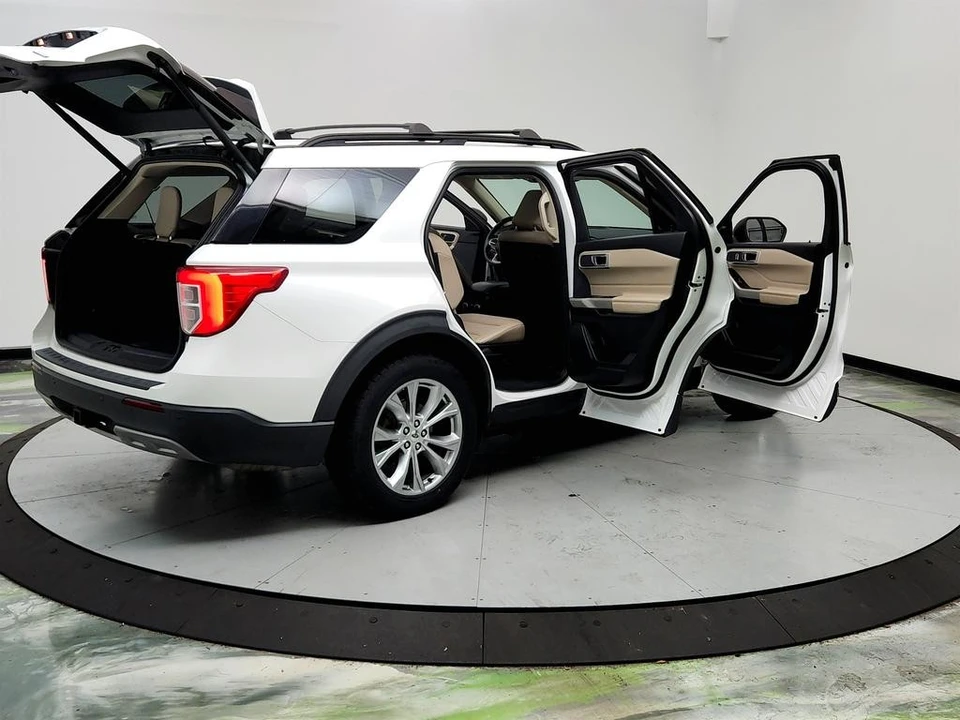 2020 Ford Explorer 6th Gen - Image 11 of 12