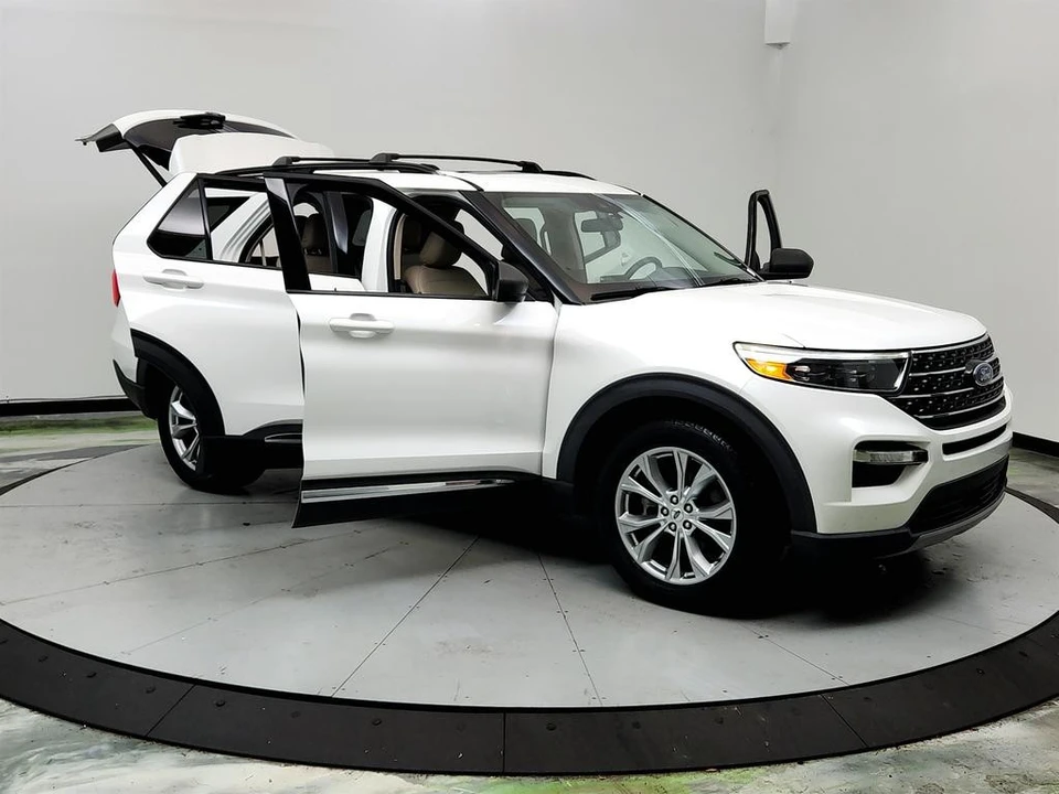 2020 Ford Explorer 6th Gen - Image 10 of 12