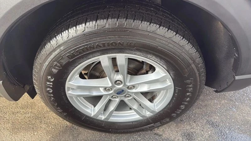 2020 Ford Explorer 6th Gen - Image 9 of 12