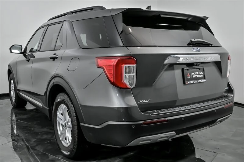 2020 Ford Explorer 6th Gen - Image 9 of 12