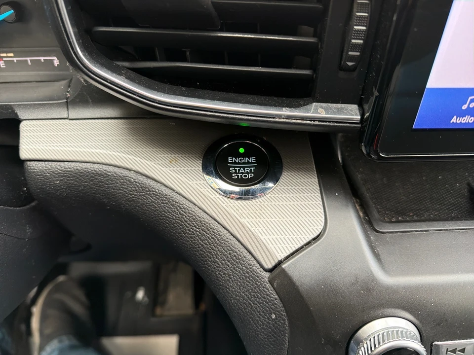 2020 Ford Explorer 6th Gen - Image 8 of 12