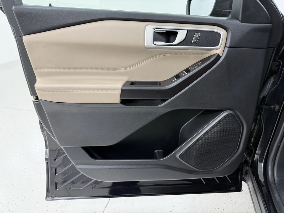 2020 Ford Explorer 6th Gen - Image 10 of 12