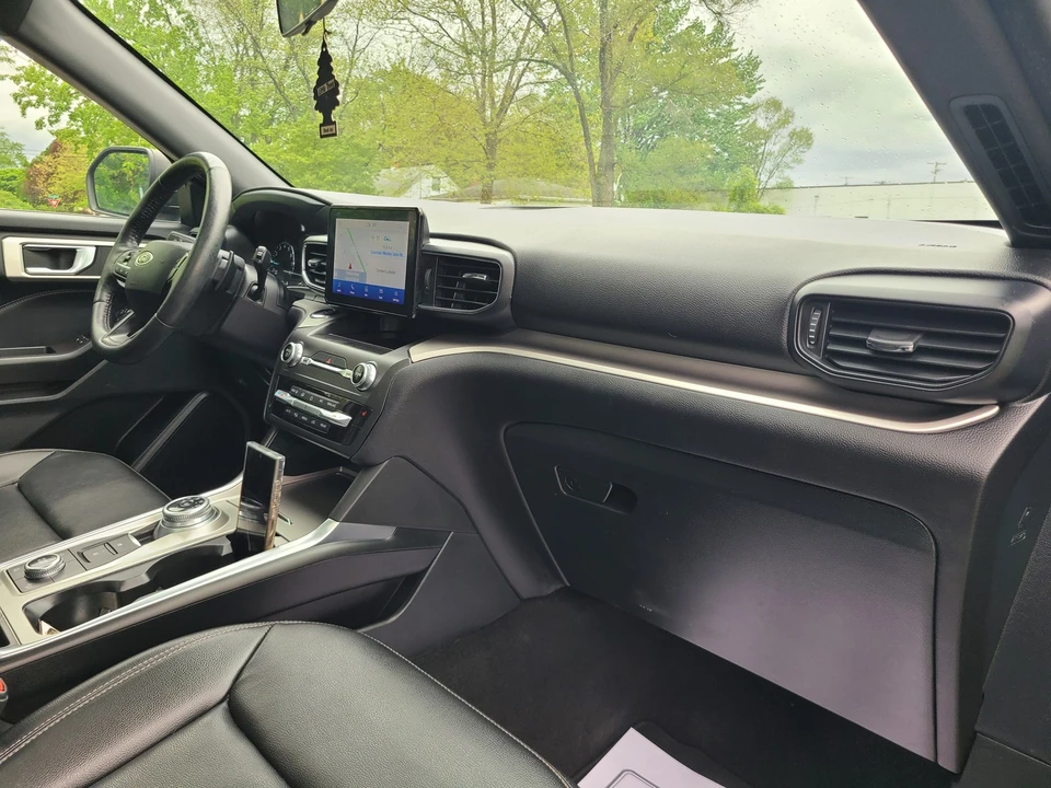 2020 Ford Explorer 6th Gen - Image 16 of 21