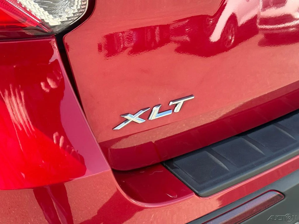 2020 Ford Explorer 6th Gen - Image 14 of 21