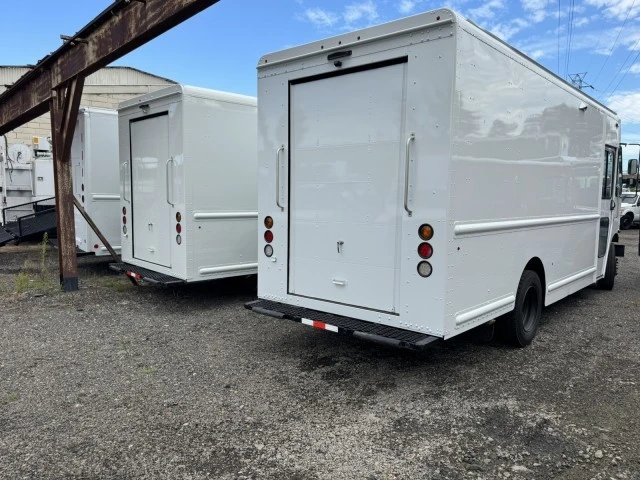 2020 Ford F-Series - Image 2 of 3