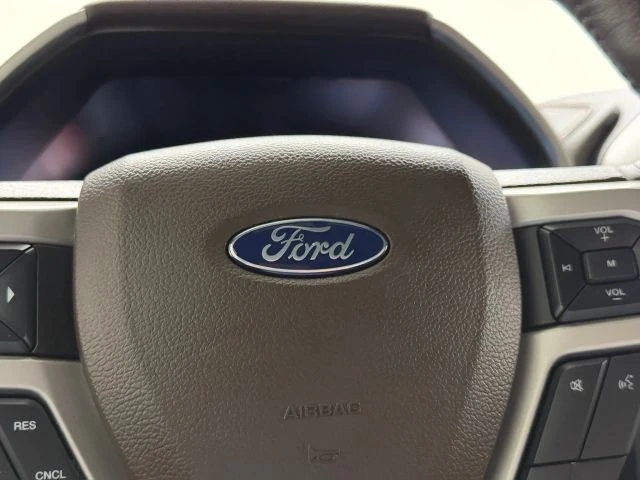 2020 Ford - Image 25 of 31