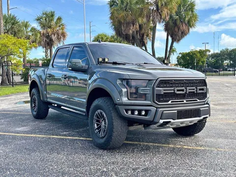 2020 Ford F-150 Raptor Pickup 4D 5 1/2 ft