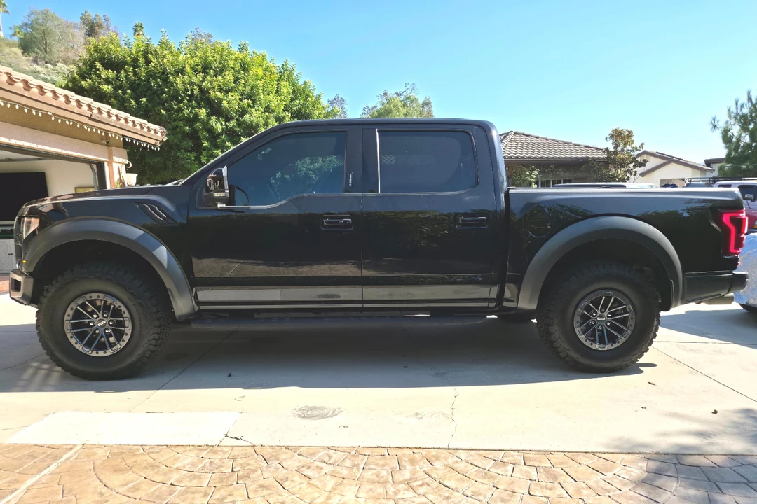 2020 Ford F-150 Raptor 13th Gen - Image 3 of 31