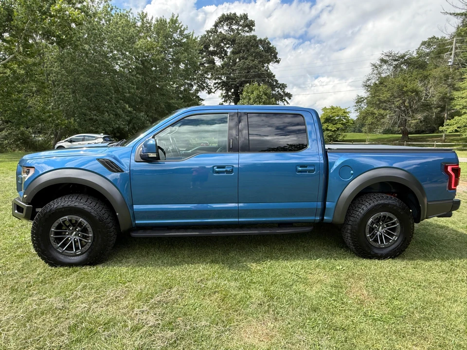 2020 Ford F-150 Raptor 13th Gen - Image 11 of 31