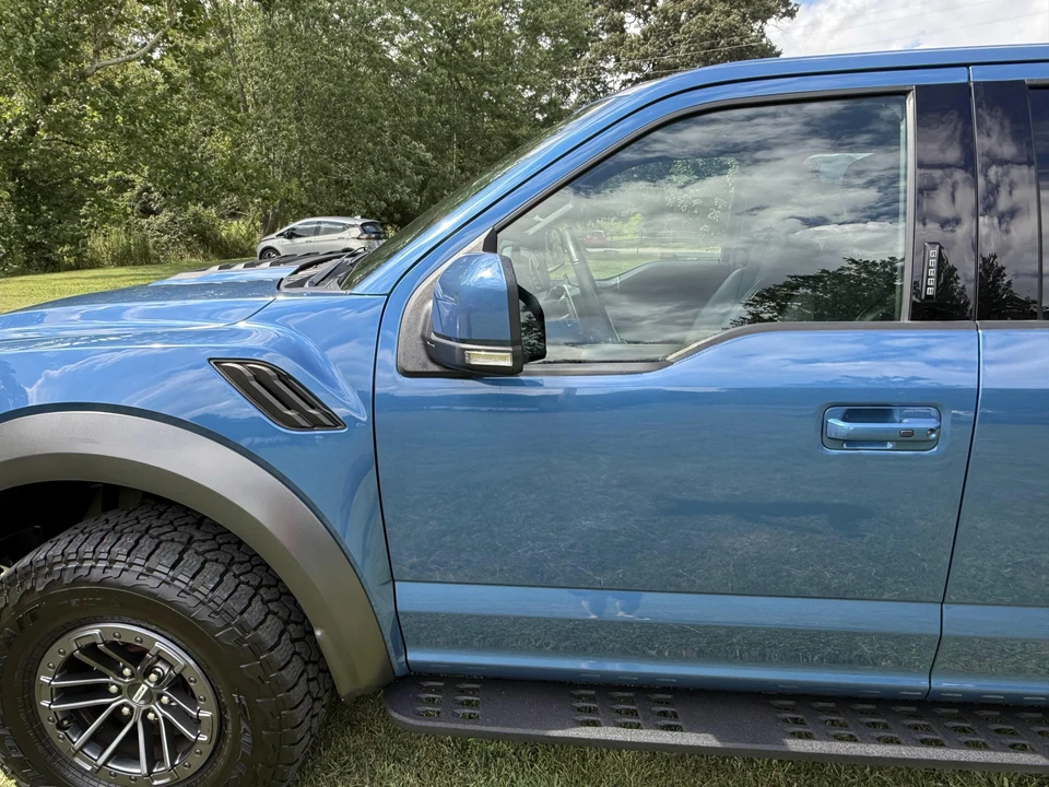 2020 Ford F-150 Raptor 13th Gen - Image 25 of 31