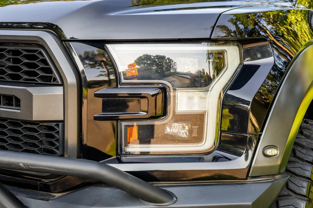 2020 Ford F-150 Raptor 13th Gen - Image 16 of 31