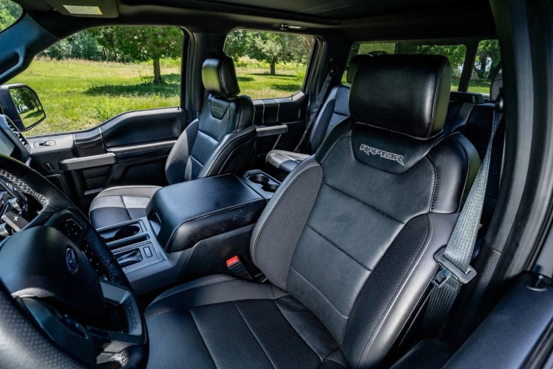 2020 Ford F-150 Raptor 13th Gen - Image 13 of 21