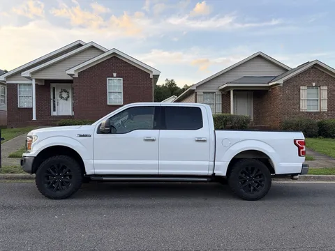 2020 Ford F-150 XLT SuperCrew