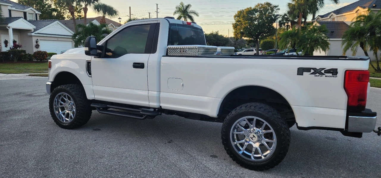 2020 Ford Super Duty 5th Gen - Image 19 of 21