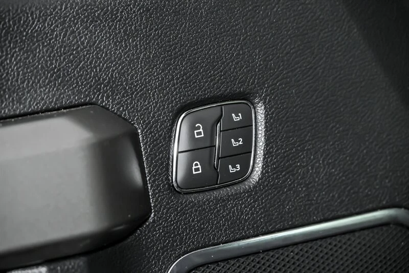 2020 Ford Super Duty 5th Gen - Image 16 of 21