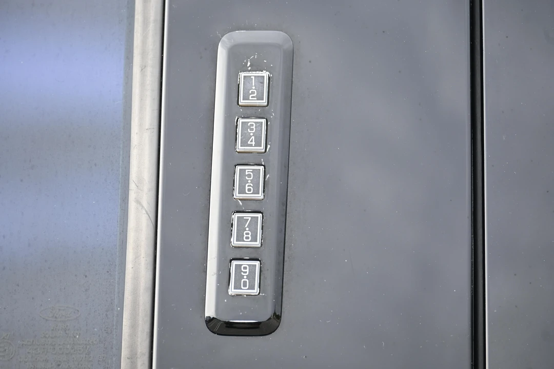 2020 Ford Super Duty 4th Gen - Image 29 of 31