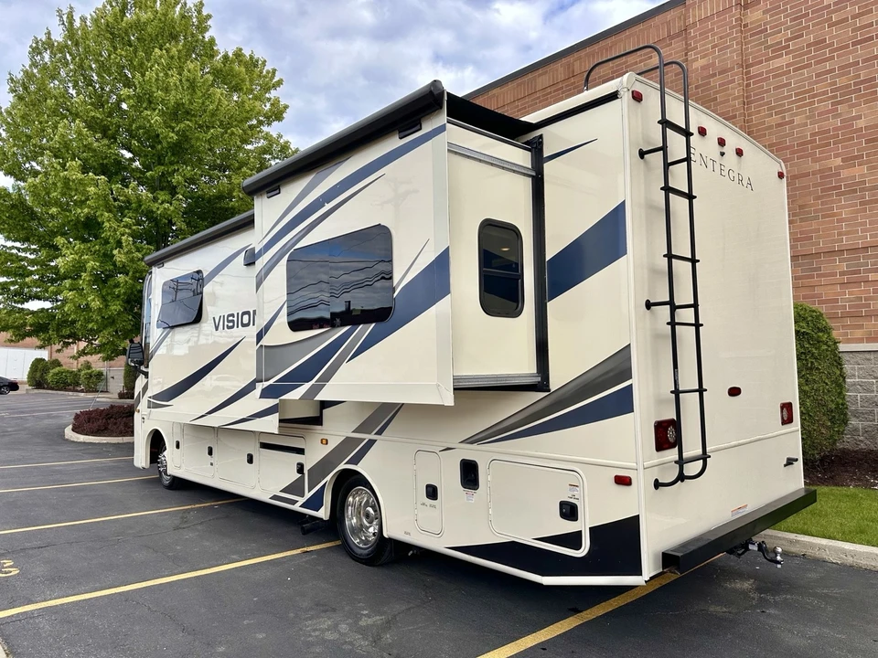 2020 Ford F-Series - Image 3 of 31