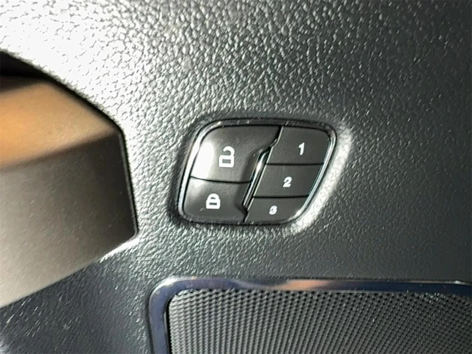 2020 Ford F-150 13th Gen - Image 28 of 31