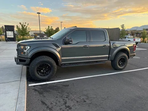 2020 Ford F-150 Raptor
