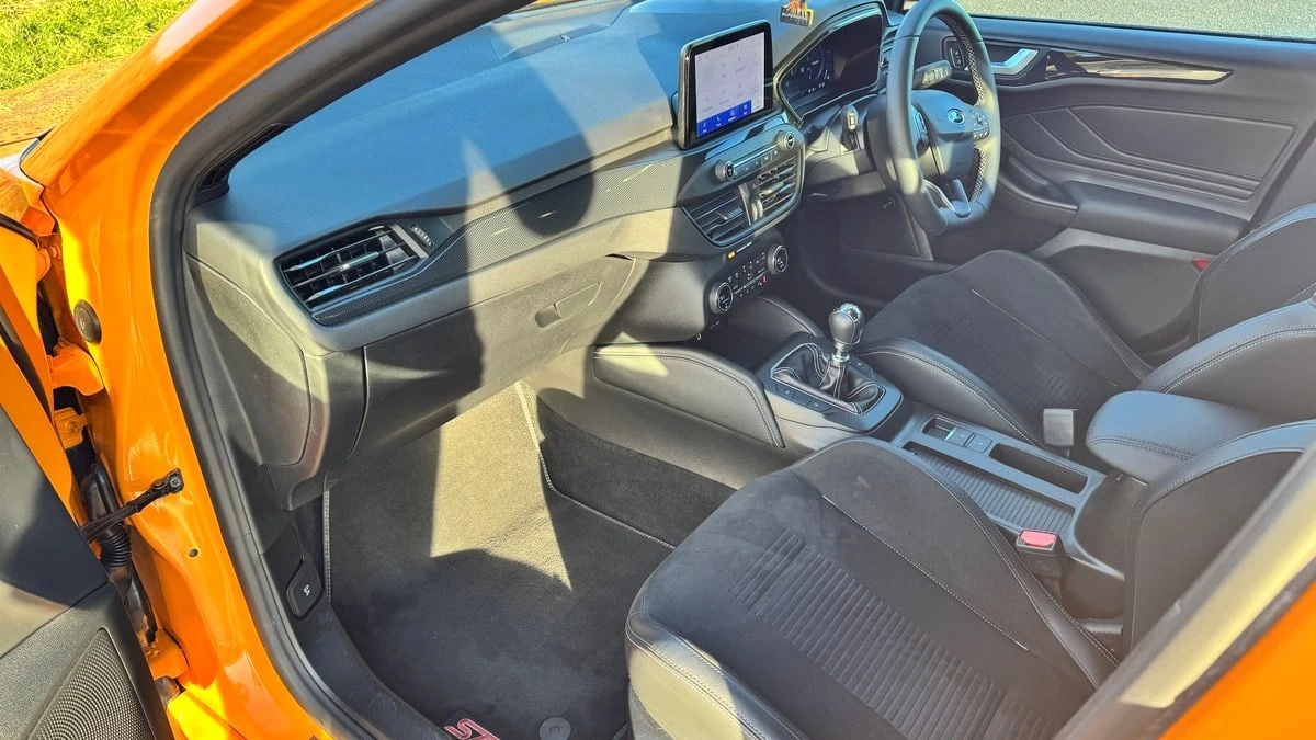 2020 Ford Focus 4th Gen - Image 26 of 30