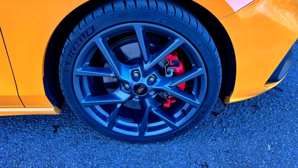 2020 Ford Focus 4th Gen - Image 9 of 30