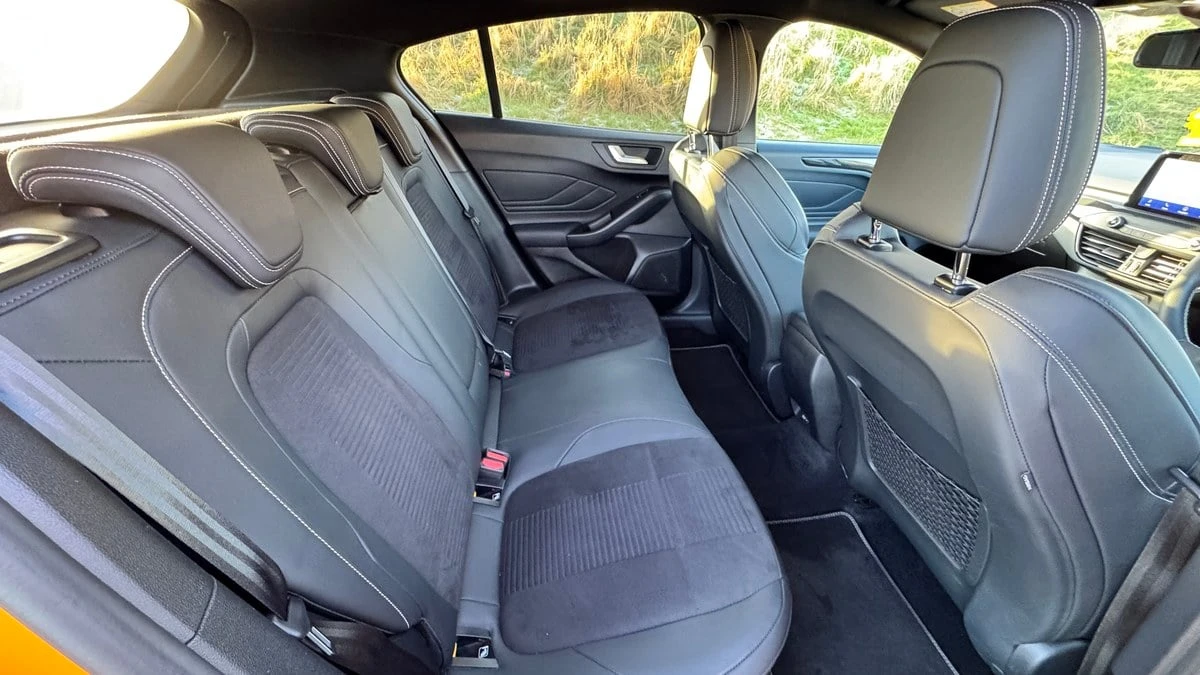 2020 Ford Focus 4th Gen - Image 21 of 30