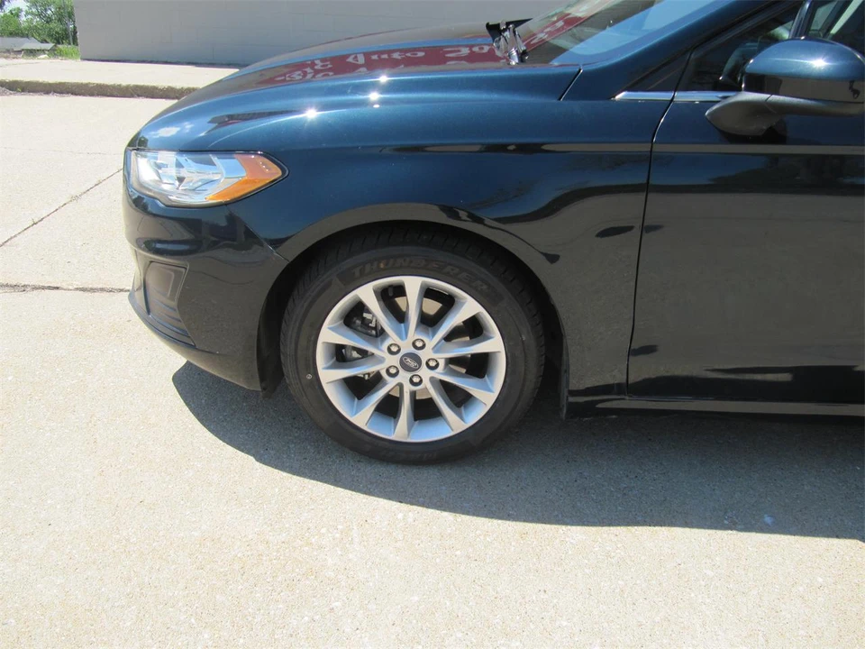 2020 Ford Fusion 2nd Gen - Image 10 of 25