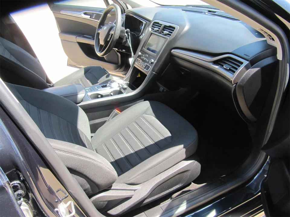 2020 Ford Fusion 2nd Gen - Image 19 of 25
