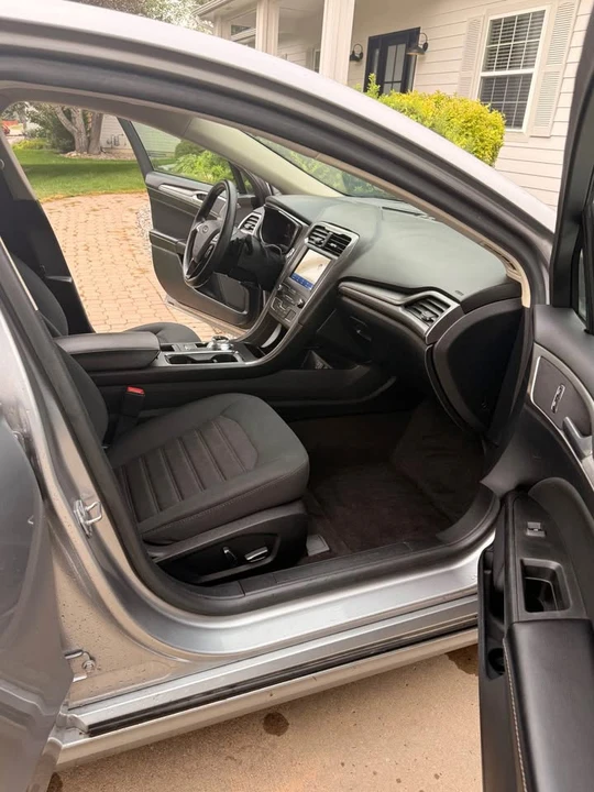 2020 Ford Fusion 2nd Gen - Image 2 of 9