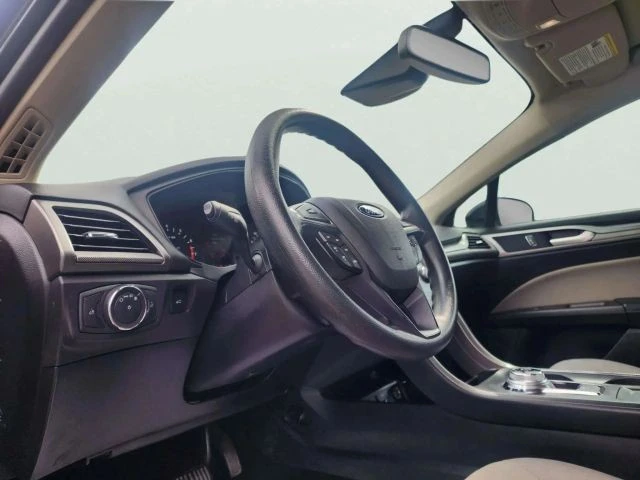 2020 Ford Fusion 2nd Gen - Image 16 of 21