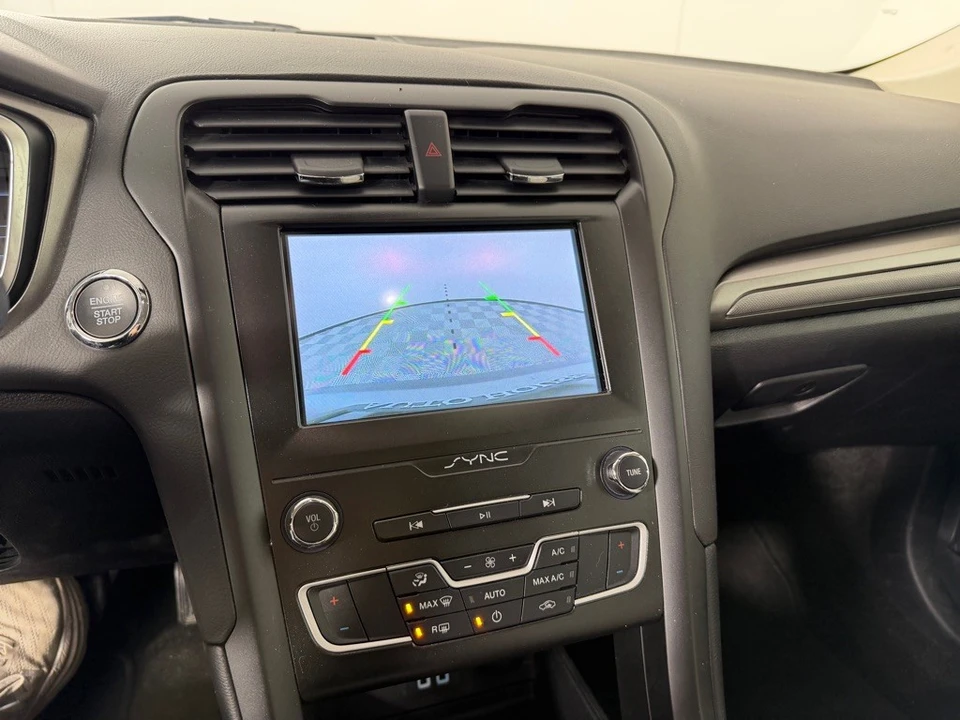 2020 Ford Fusion 2nd Gen - Image 16 of 21