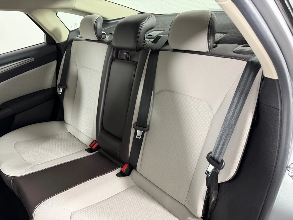 2020 Ford Fusion 2nd Gen - Image 19 of 21