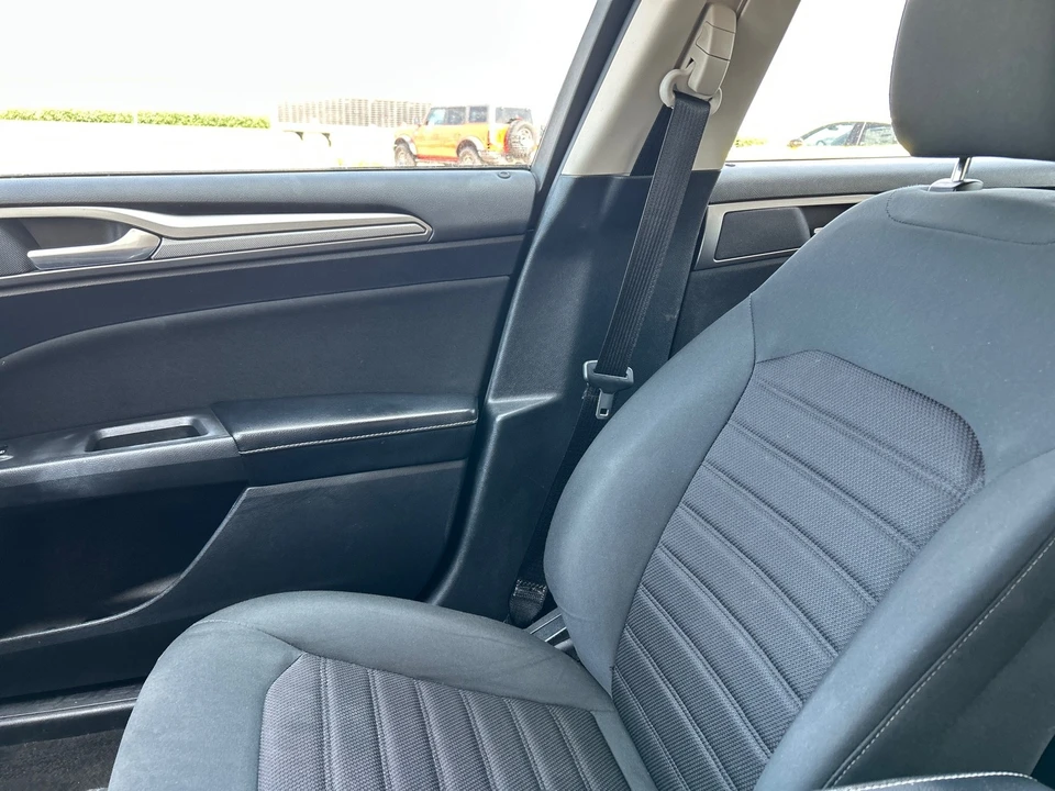 2020 Ford Fusion 2nd Gen - Image 15 of 16
