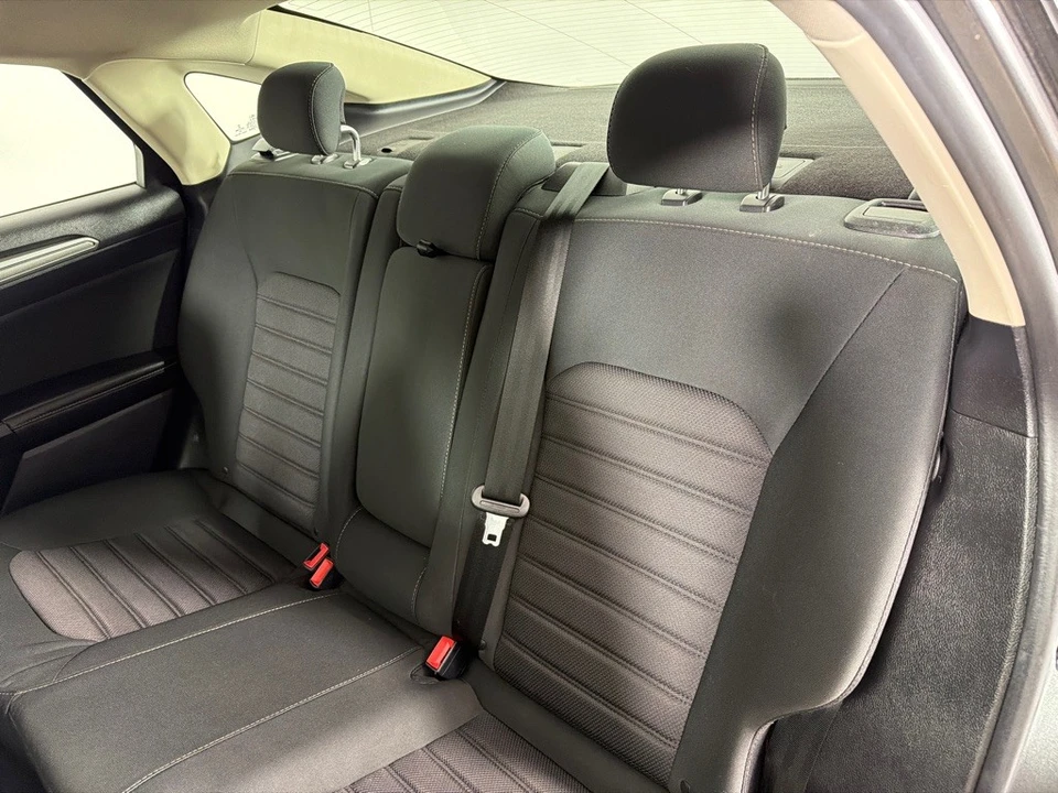 2020 Ford Fusion 2nd Gen - Image 18 of 21