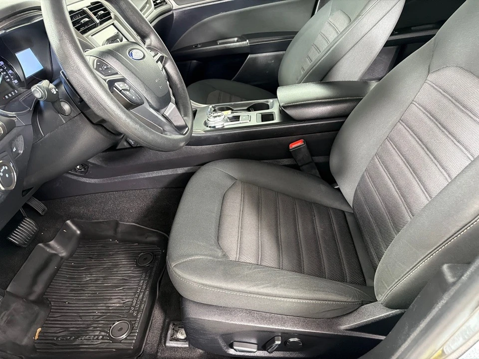 2020 Ford Fusion 2nd Gen - Image 10 of 21
