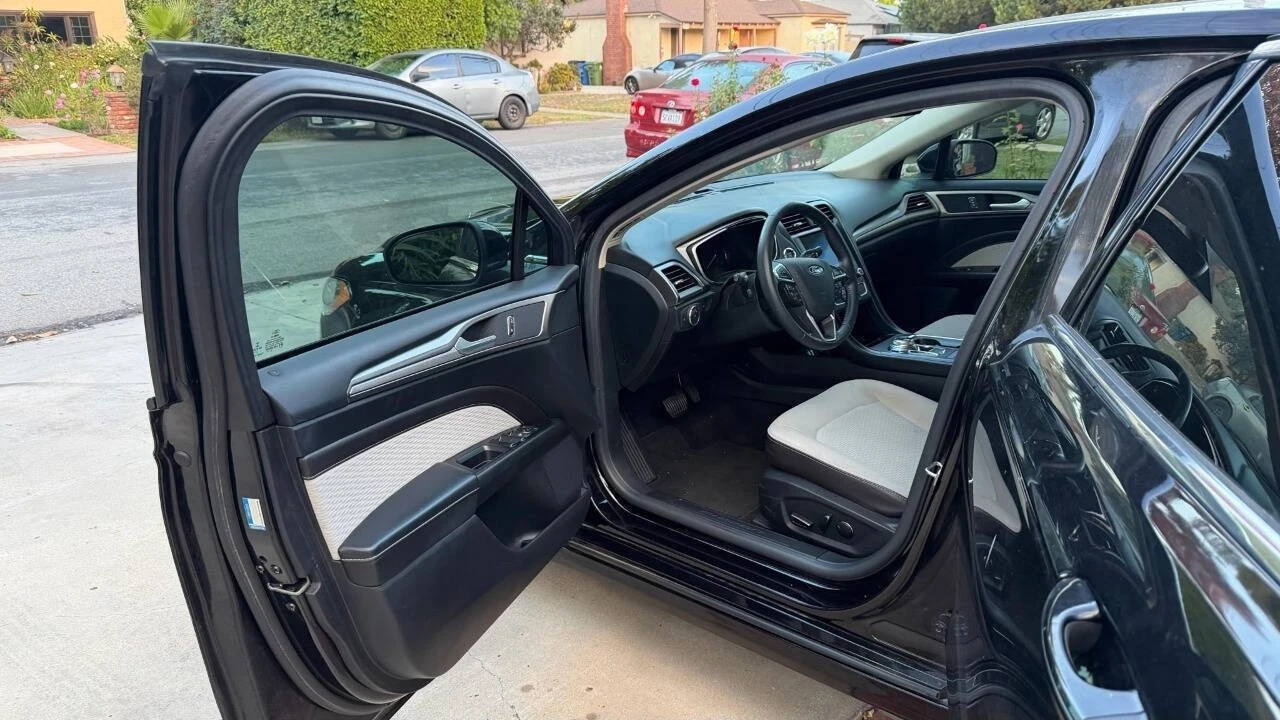 2020 Ford Fusion 2nd Gen - Image 8 of 12