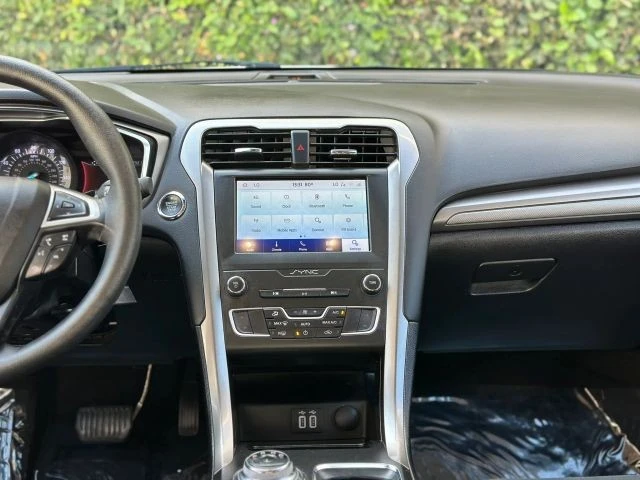 2020 Ford Fusion 2nd Gen - Image 22 of 31