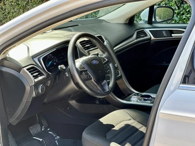 2020 Ford Fusion 2nd Gen - Image 17 of 31
