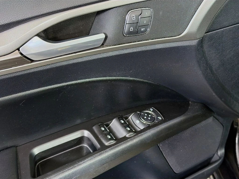 2020 Ford Fusion 2nd Gen - Image 19 of 21
