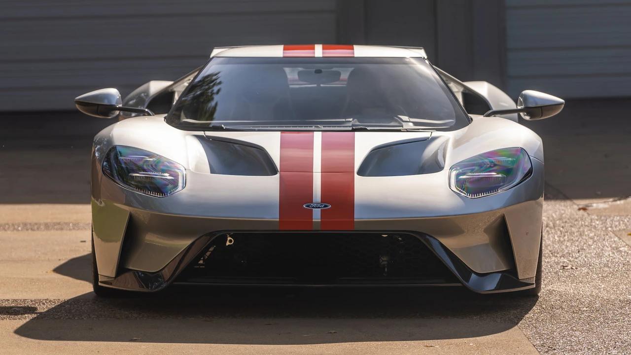 2020 Ford GT 2nd Gen - Image 14 of 31