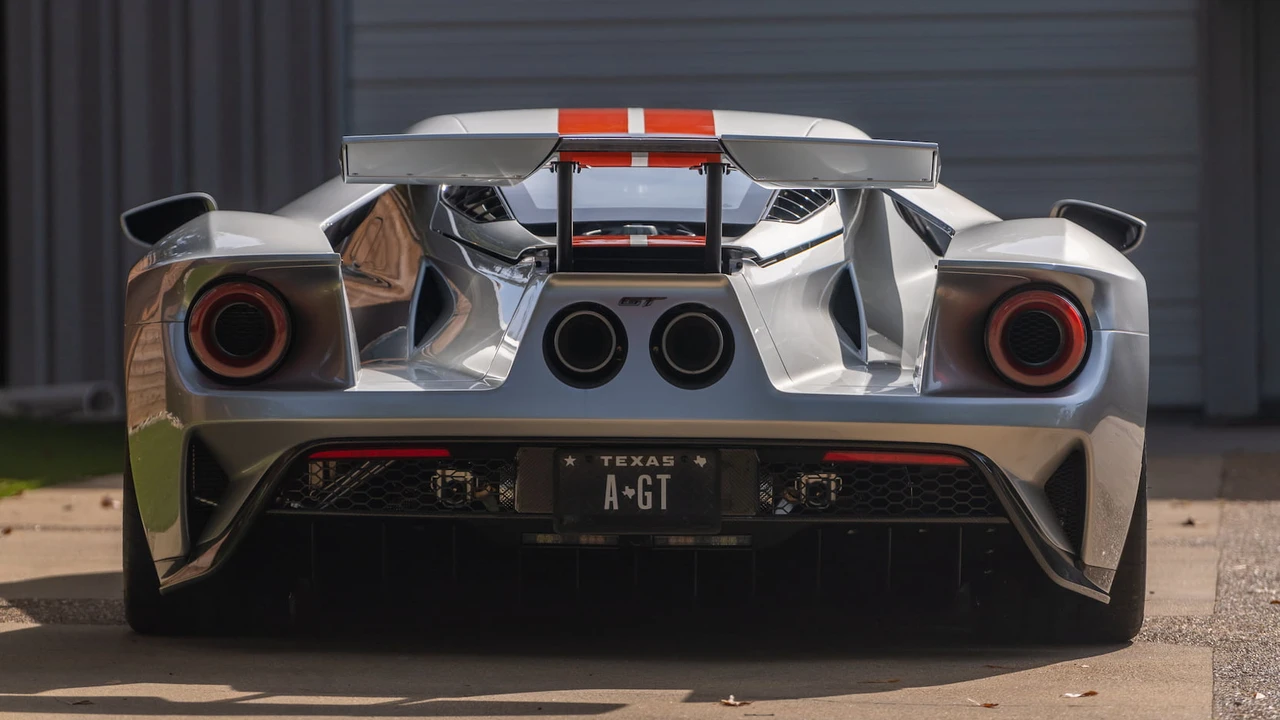 2020 Ford GT 2nd Gen - Image 15 of 31