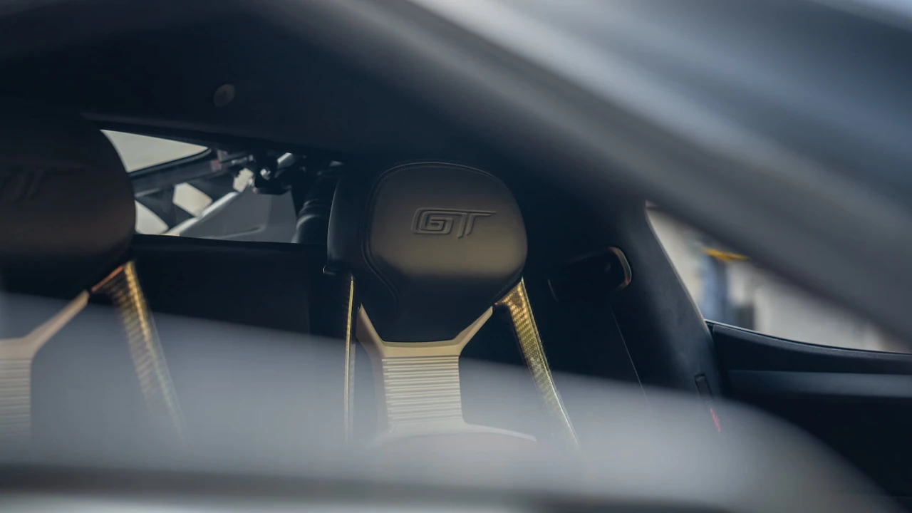 2020 Ford GT 2nd Gen - Image 16 of 31