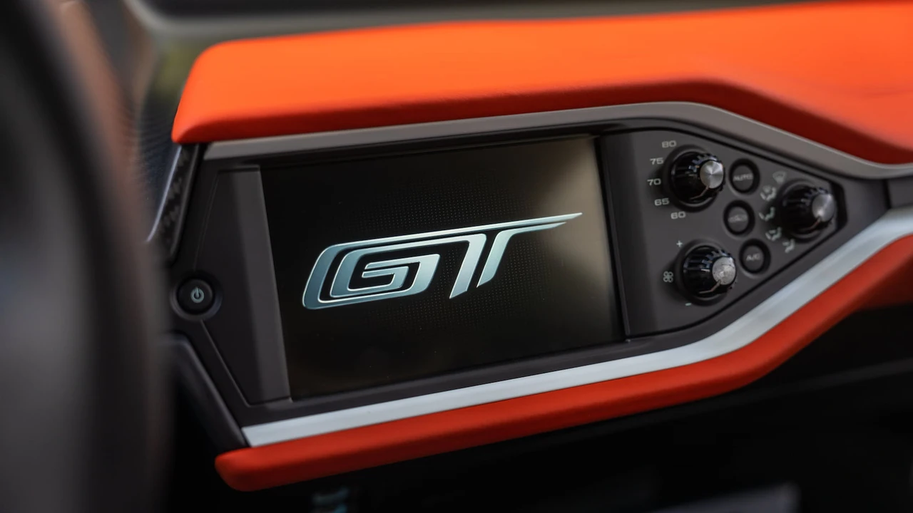 2020 Ford GT 2nd Gen - Image 17 of 31