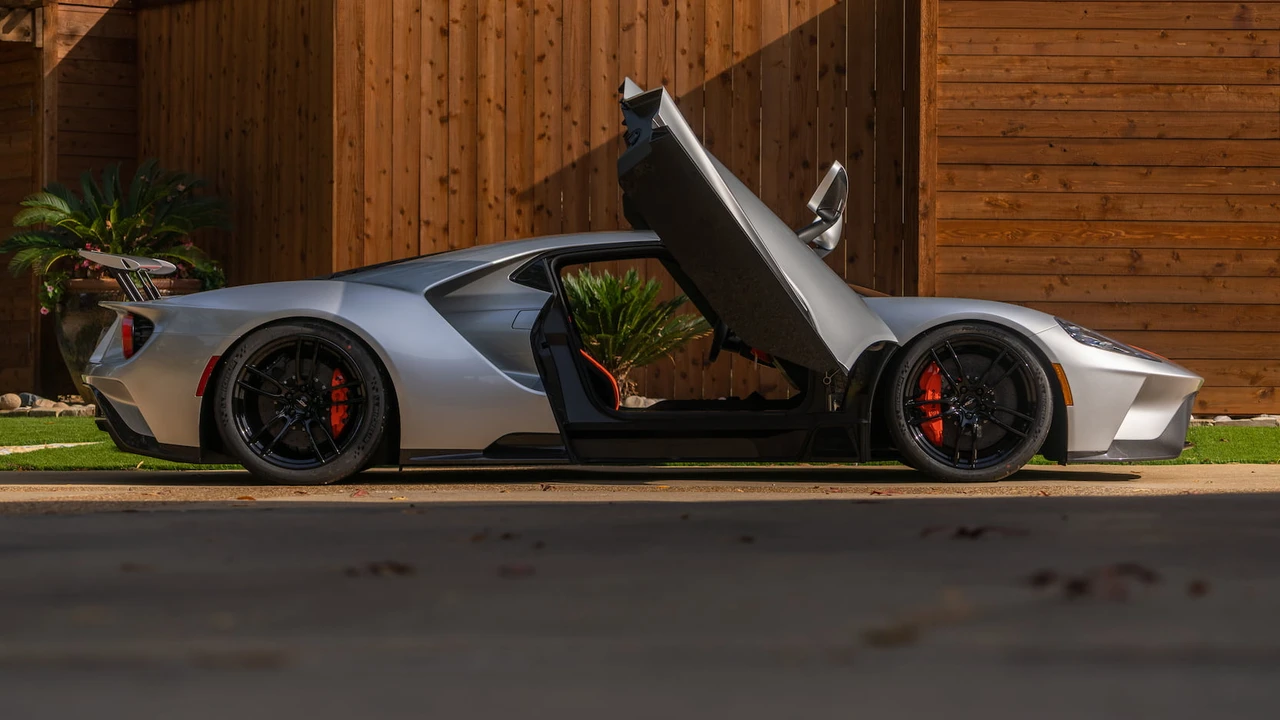 2020 Ford GT 2nd Gen - Image 8 of 31