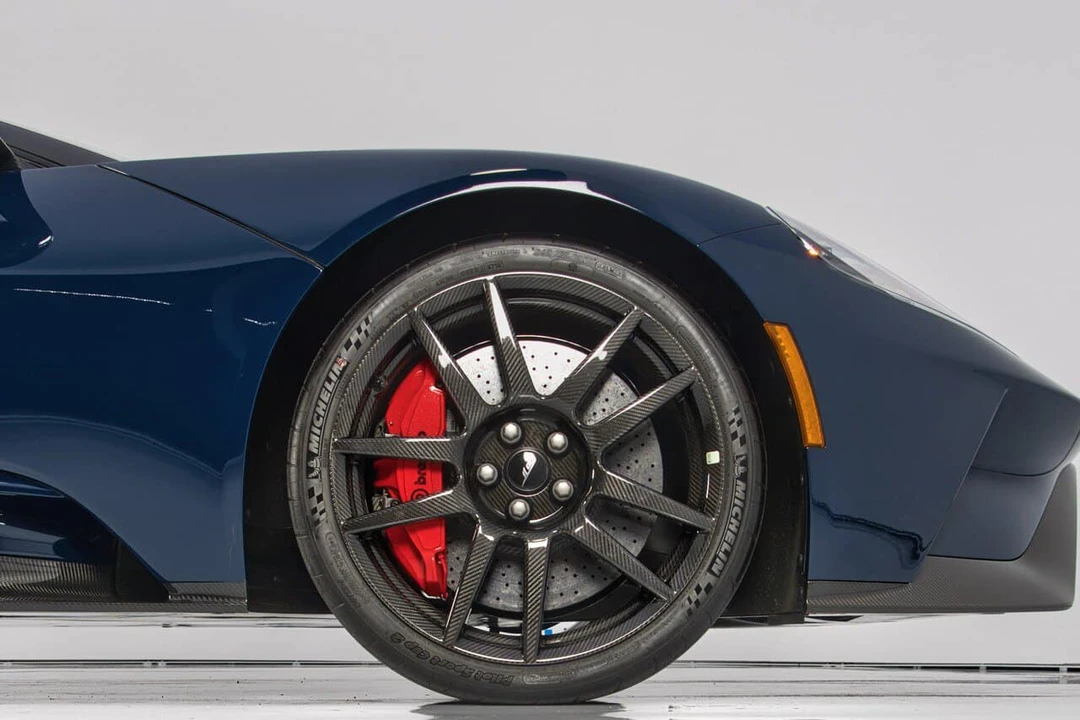 2020 Ford GT 2nd Gen - Image 13 of 31