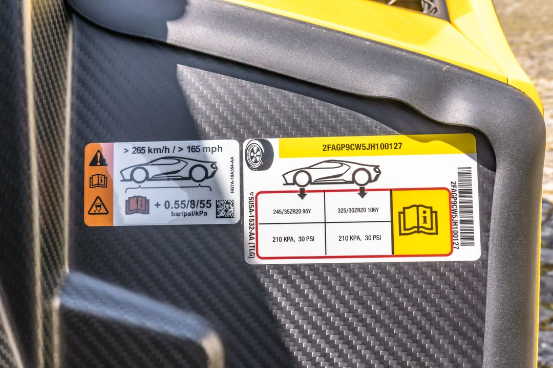 2020 Ford GT 2nd Gen - Image 22 of 31