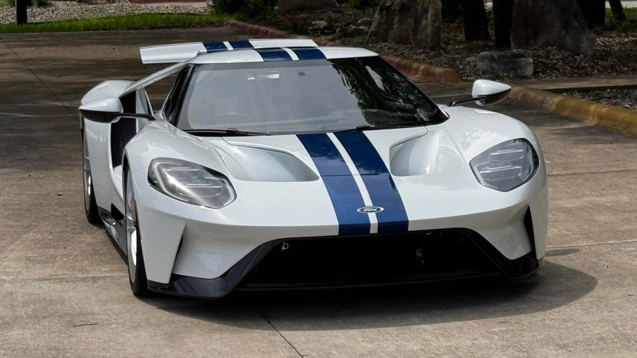 2020 Ford GT 2nd Gen - Image 19 of 31