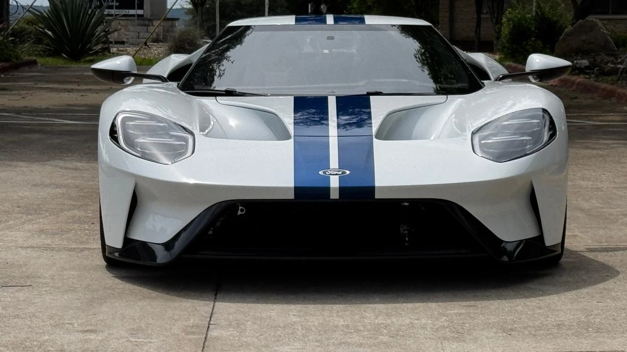 2020 Ford GT 2nd Gen - Image 20 of 31